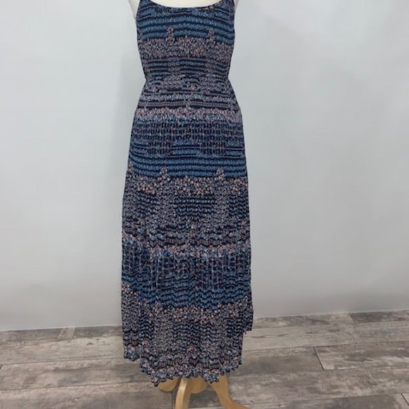 Chiffon Pleated Maxi - Picture 4 of 4